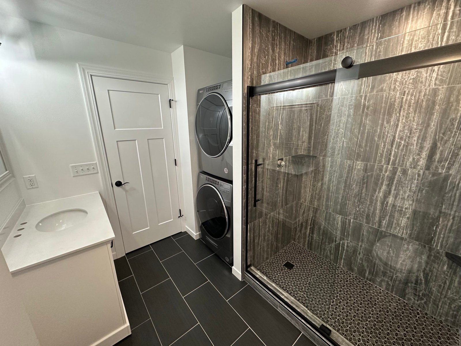 Spa bathroom — after